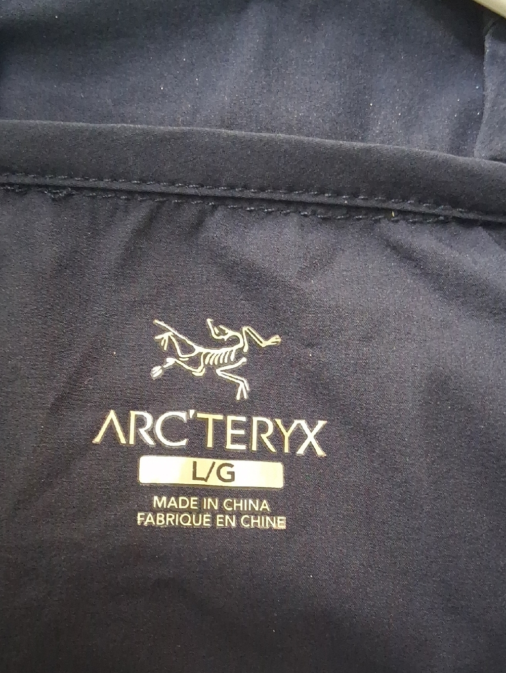 Arc'teryx Navy Blue Full-Zip Hooded Jacket - Picture 3 of 7